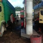 Pastikan Ketersediaan BBM Aman, Polsek Kalukku Awasi Dan Cek Penyaluran BBM Di SPBU Belang-Belang