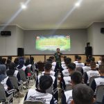 Dandim 1418/Mamuju Berikan Wawasan Kebangsaan Bela Negara Pada Peserta Diklat Paskibara Kab. Mamuju