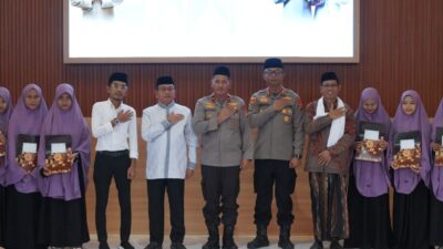 Safari Ramadan, Wakapolda Sulbar: Tebar Sentuhan Kasih untuk Anak Yatim di Pasangkayu