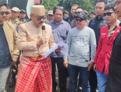 Temui Unjuk Rasa, SDK: Pemerintah Terbuka untuk Dialog dan Menindaklanjuti Isu yang Disampaikan