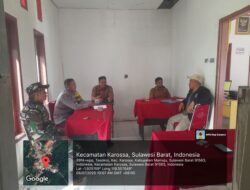 Babinsa Koramil 1418-04/Budong-Budong Jalin Sinergi Lewat Komsos Bersama Aparat dan Tokoh Masyarakat di Karossa